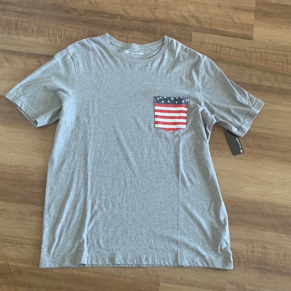 Travis Mathew Gray Tee with Flag Pocket Size XL NWT